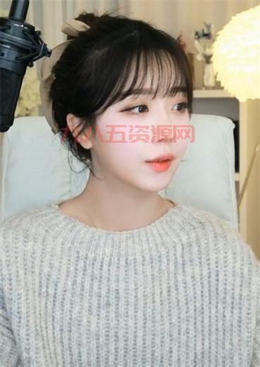 榴莲微视APP下载最新版本18：短视频、直播、购物一站式体验！