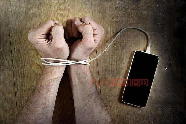 小花仙琳恩：隐藏的温柔与坚强，揭秘她的内心世界