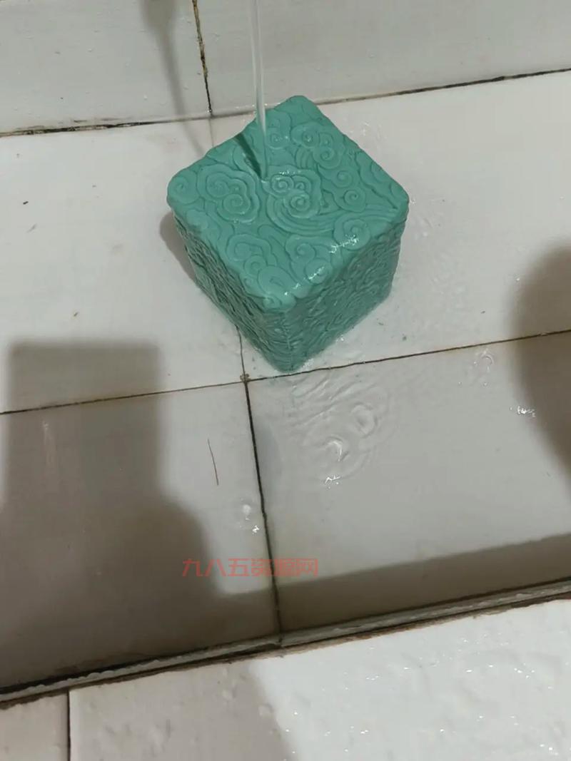 卋罖：网络流行词解析，了解它的含义与用法