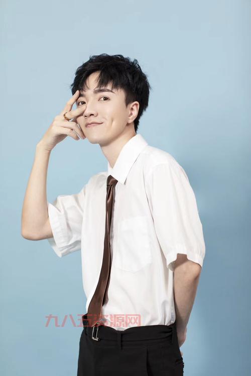 海涛若风现在怎么样了？游戏主播的转型之路探讨！